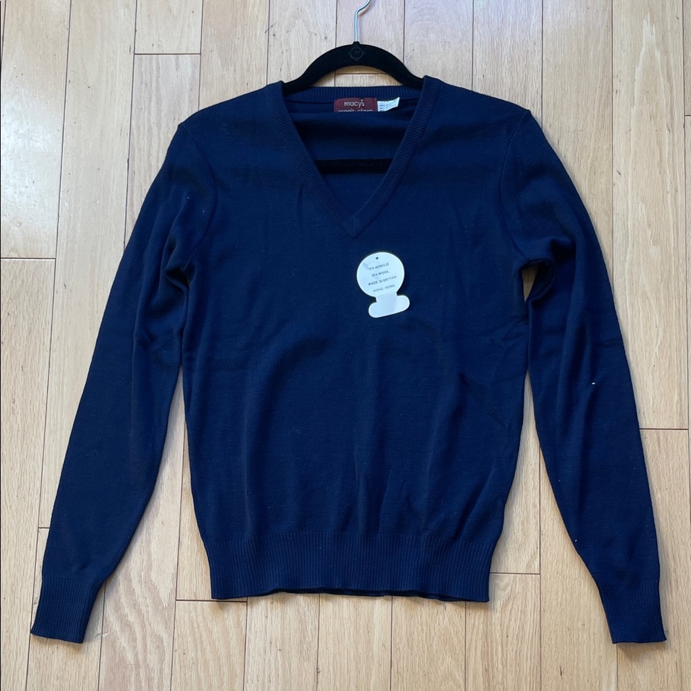 Vintage New w Tags Macy’s Men’s Store Deep Blue V-Neck Sweater